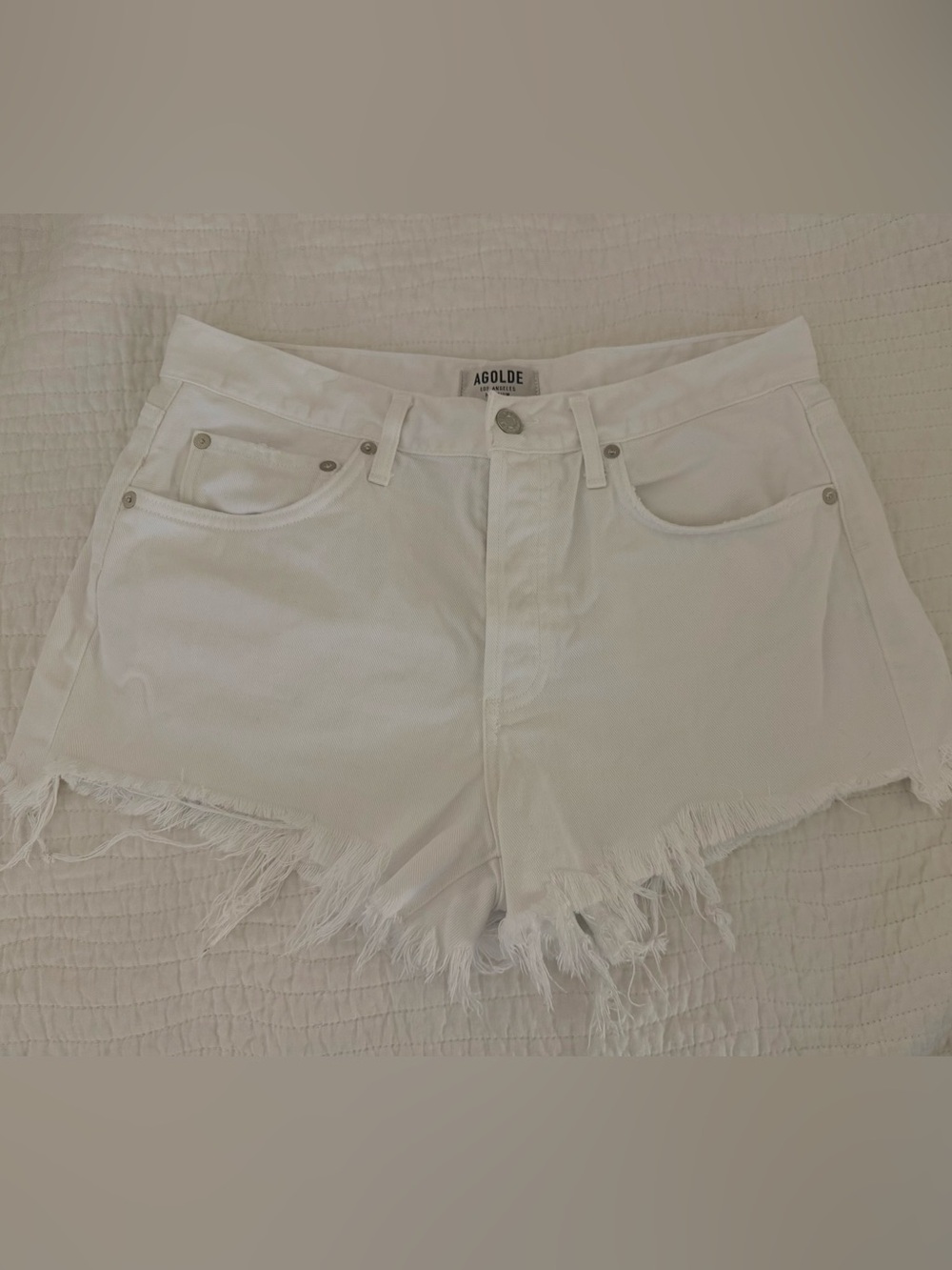 AGOLDE White Denim Cutoff Shorts Women’s Size 29 Distressed Raw Hem Jean Shorts